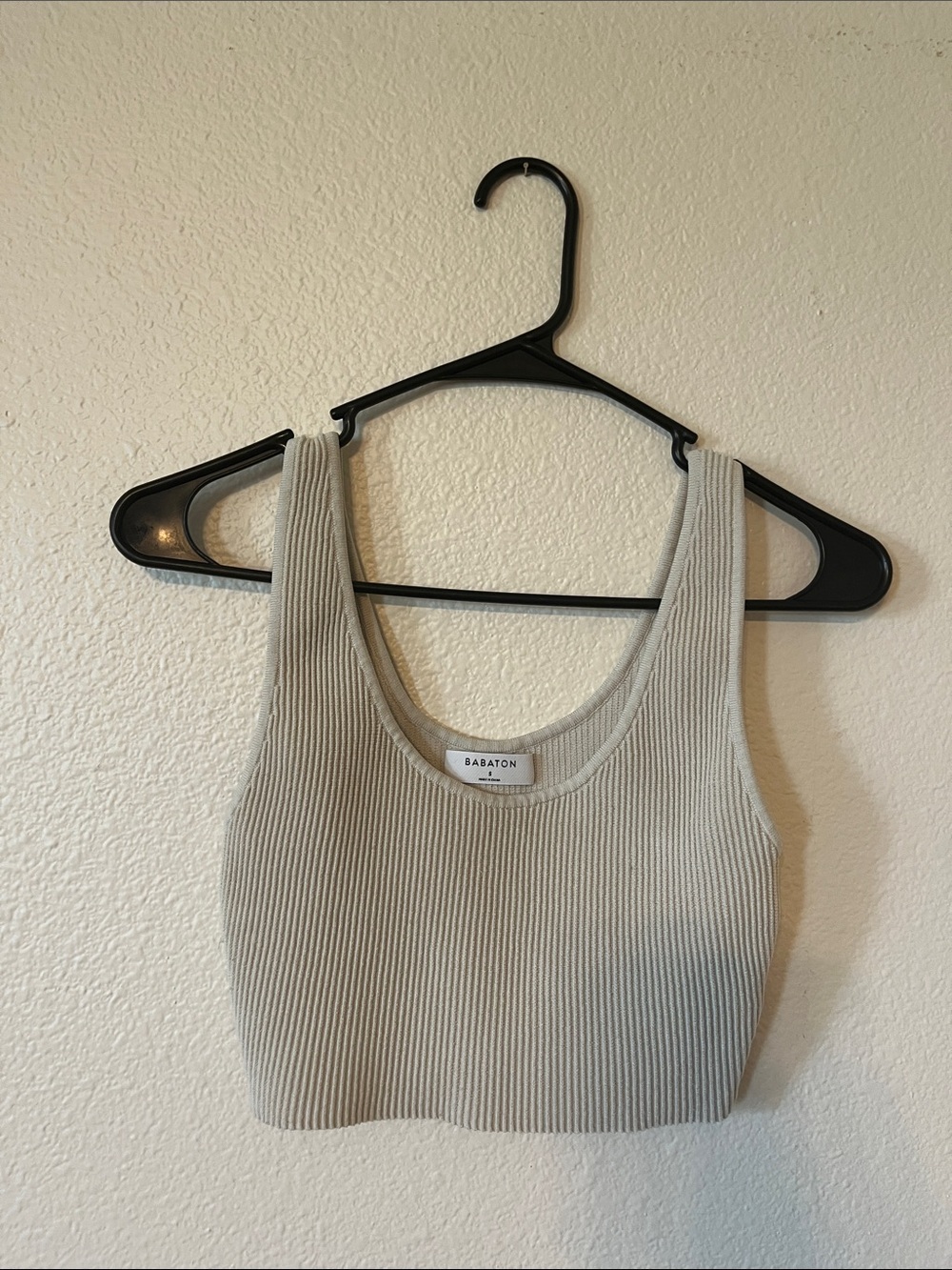 Babaton Ribbed Scoop Crop Top in Light Beige